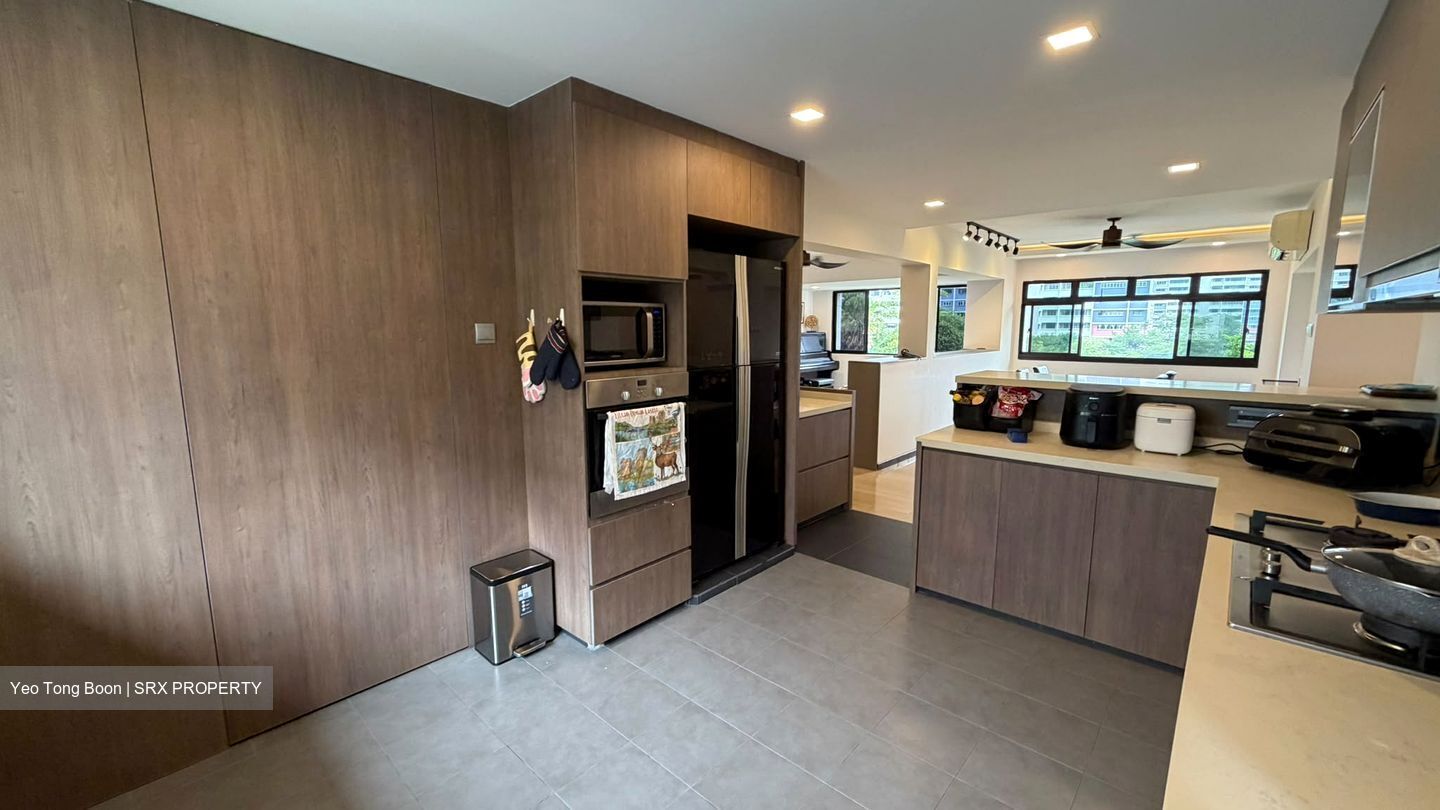 Blk 940 Hougang Street 92 (Hougang), HDB Executive #619010361